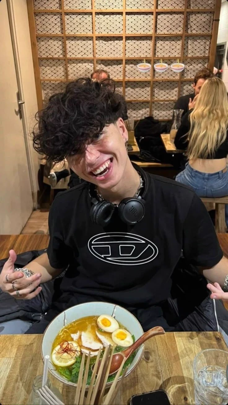 Kris thumbnail