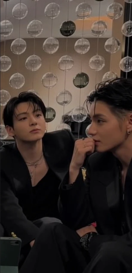 Jungkook and Taehyung- BL thumbnail
