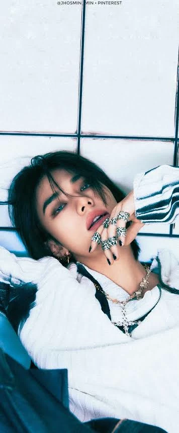 Hyunjin Vampiro thumbnail