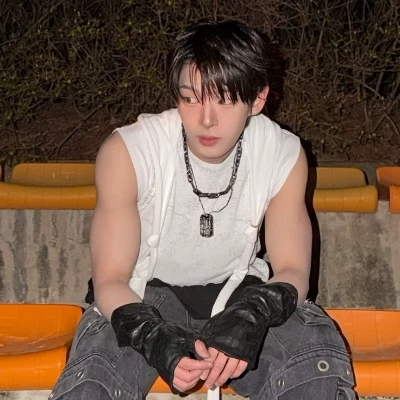 Steven Kim (Roommate) thumbnail