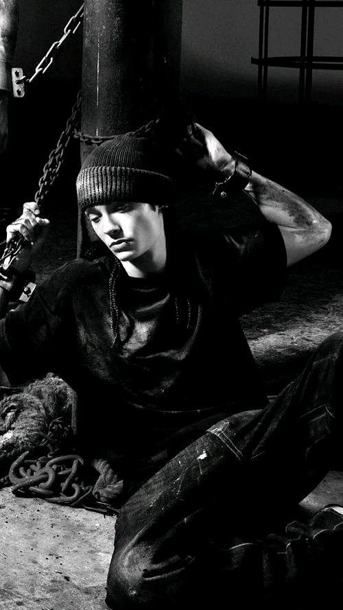 Tom Kaulitz thumbnail