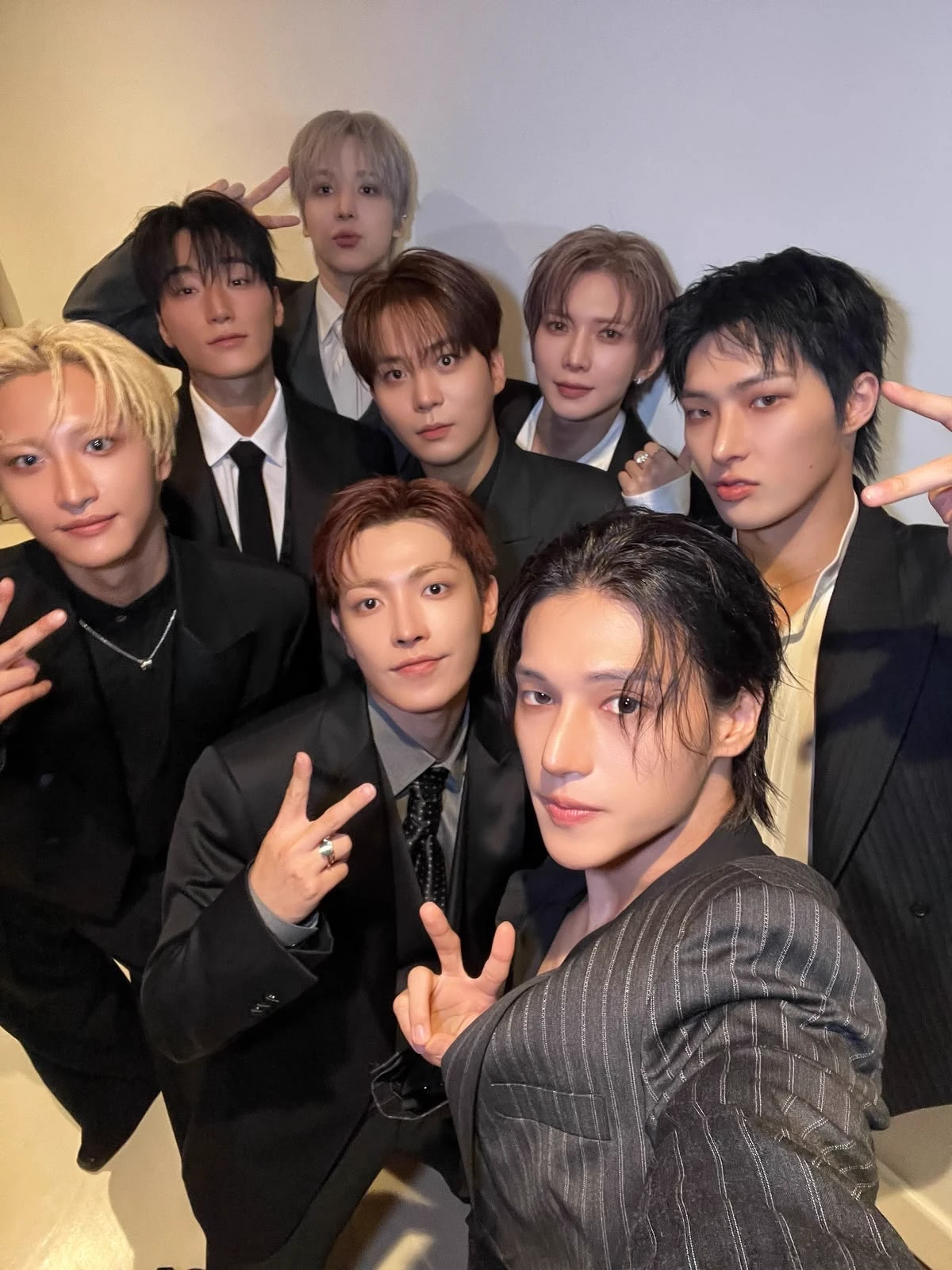 ATEEZ thumbnail
