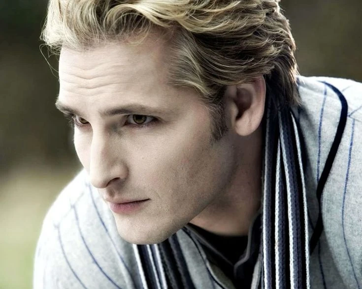 Carlisle Cullen thumbnail