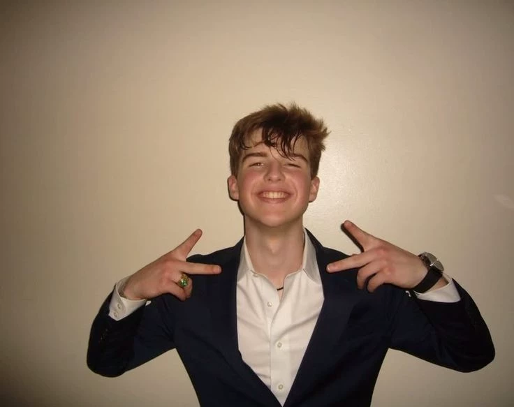Young sheldon  thumbnail