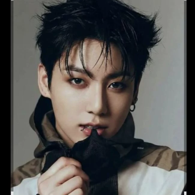 Jeon Jungkook- idol thumbnail