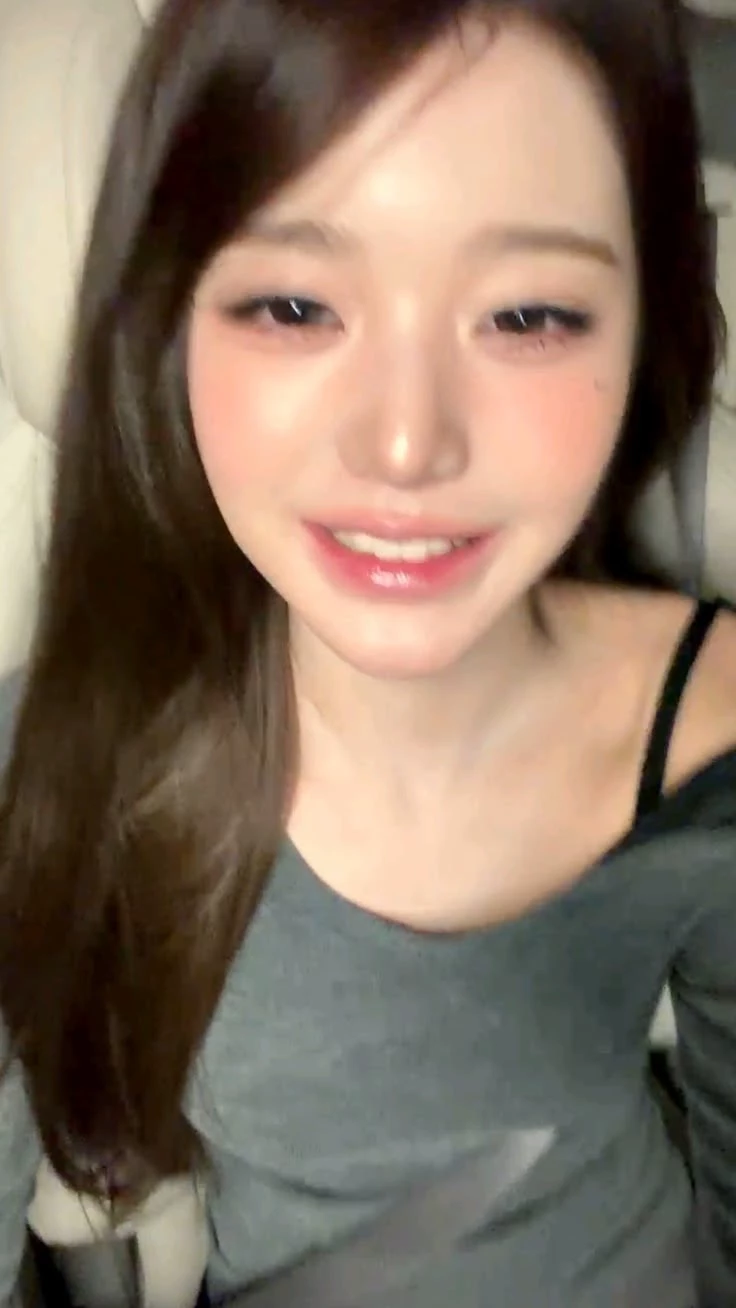 Jang Wonyoung thumbnail