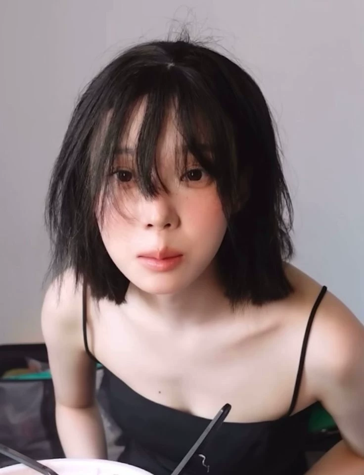 Kim Minjeong thumbnail