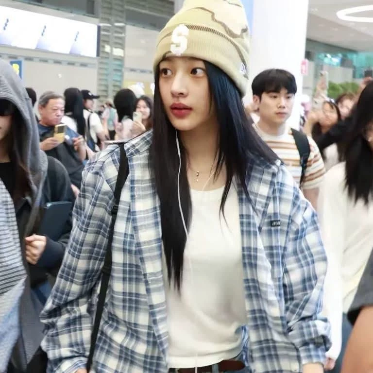 Minji thumbnail