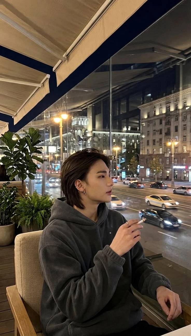 Hyunjin thumbnail