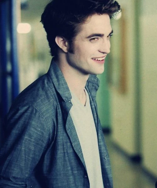 Edward cullen (Twilight)☄️ thumbnail