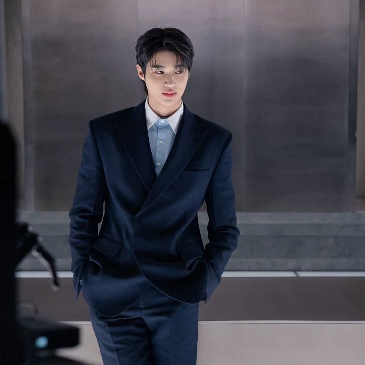 Byeon woo-seok thumbnail