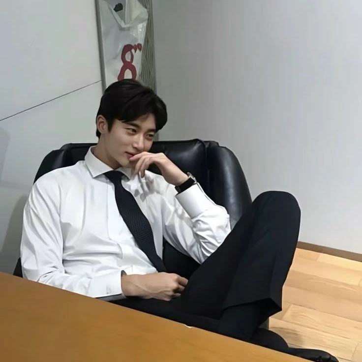 Byeon woo-seok thumbnail