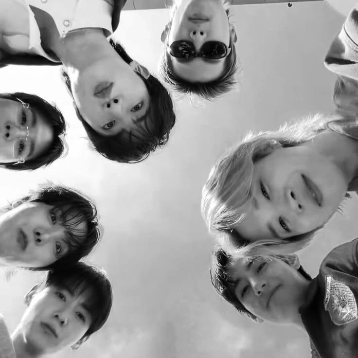 BTS💜 secret polygamy relationship. thumbnail