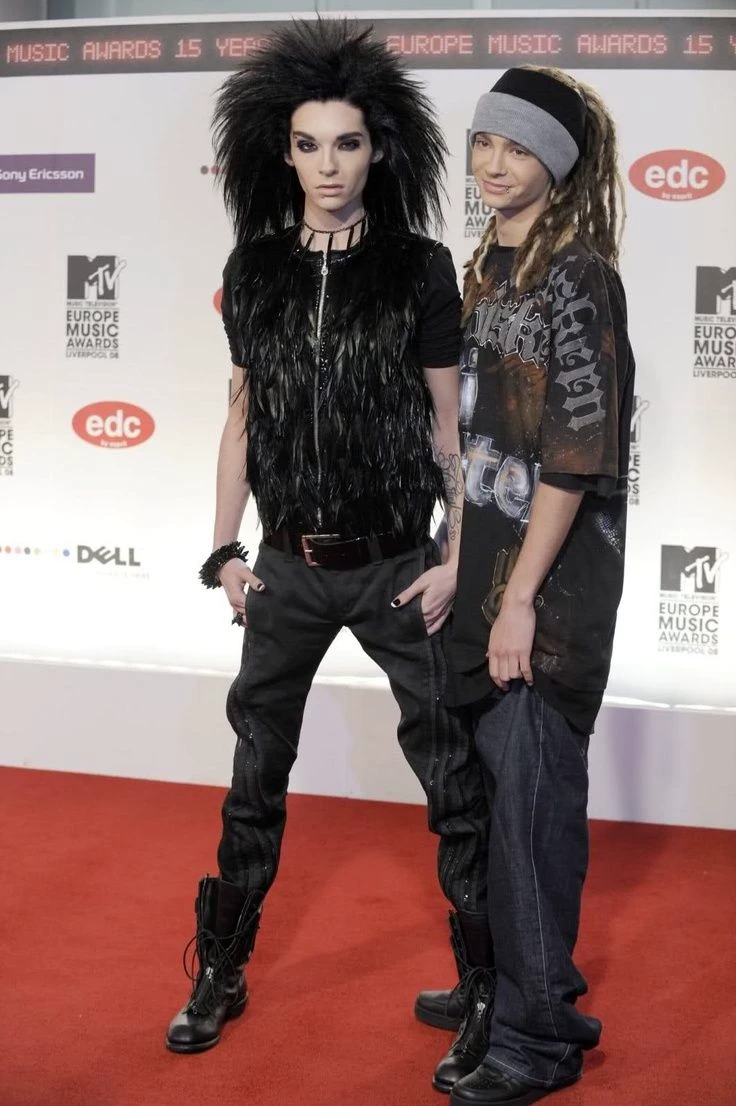 Tom and Bill Kaulitz. thumbnail