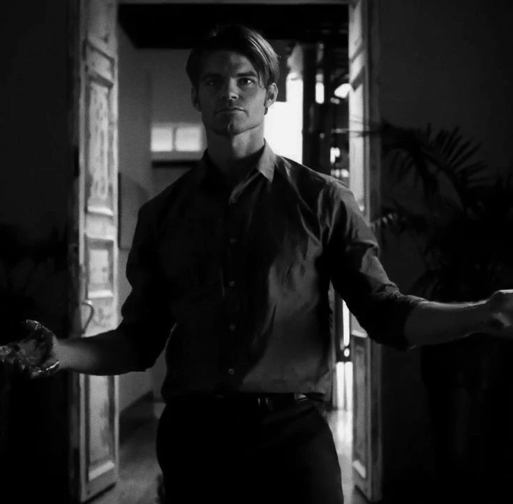 Elijah Mikaelson  thumbnail