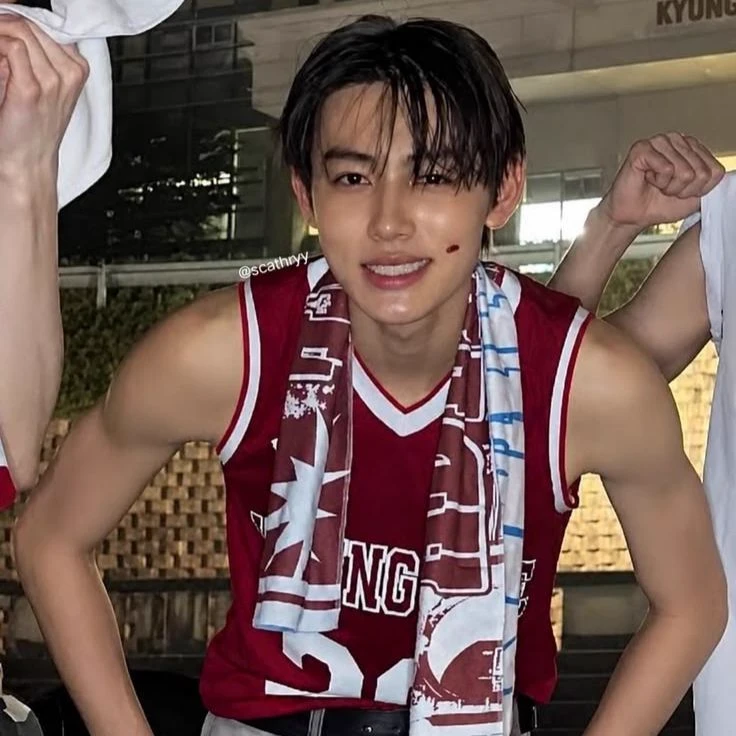 Eom Seonghyeon thumbnail