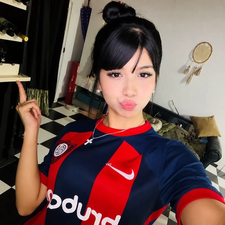 Valentina thumbnail