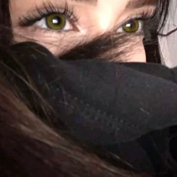 𝓝𝓲𝓷𝓲•🪽🦇