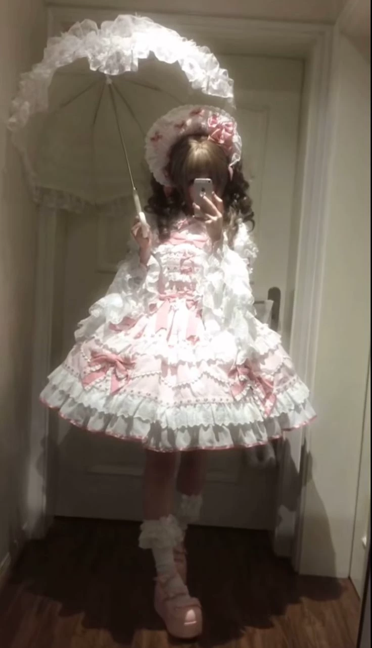 Lolita girl — 💖 thumbnail
