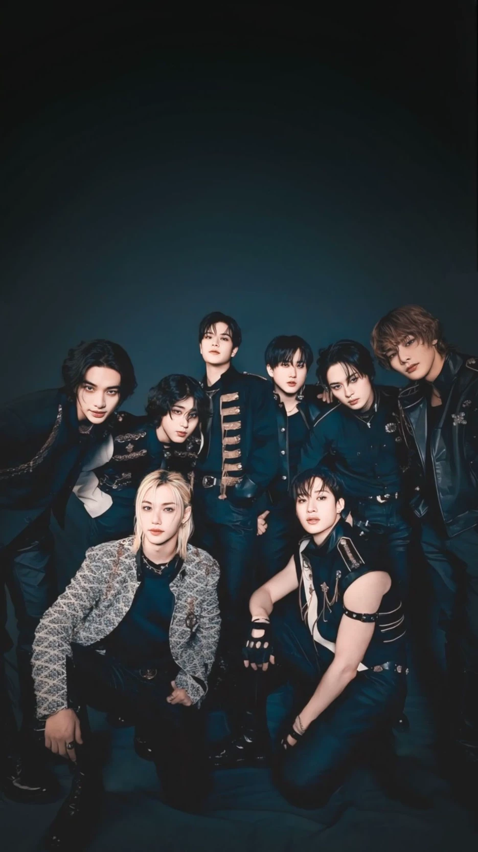 straykids (you are a drug addict) thumbnail