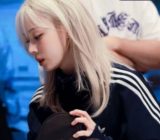 Kim Minjeong thumbnail