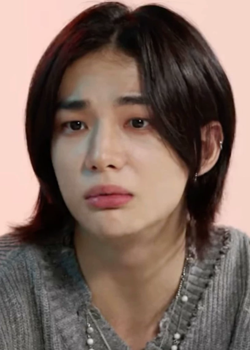 Hyunjin - His half brother with autism thumbnail