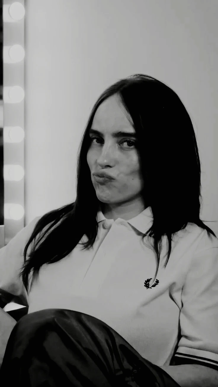 ⊹ ₊ ݁. billie eilish thumbnail