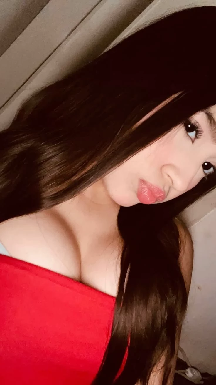 itzel thumbnail