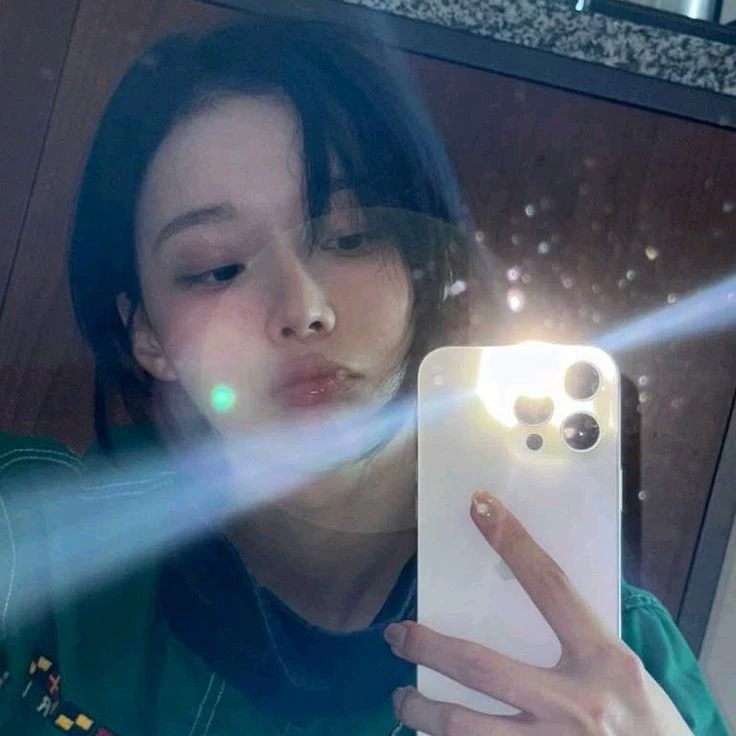 Minjeong thumbnail