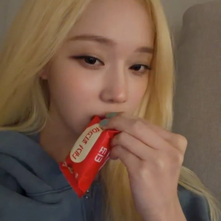 Kim Minjeong thumbnail