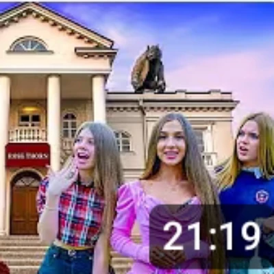 Lola thumbnail