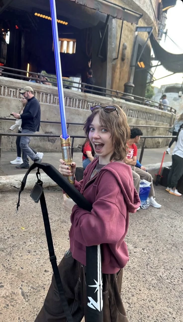 Emma Myers thumbnail
