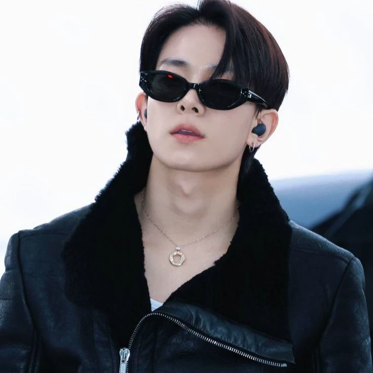 Lee Heeseung thumbnail