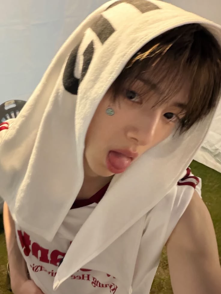 juhoon thumbnail
