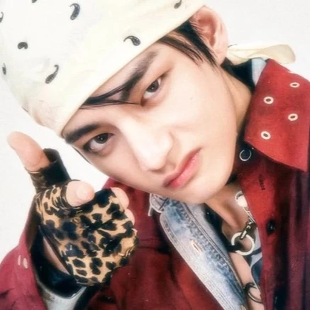 Kim Taehyung thumbnail
