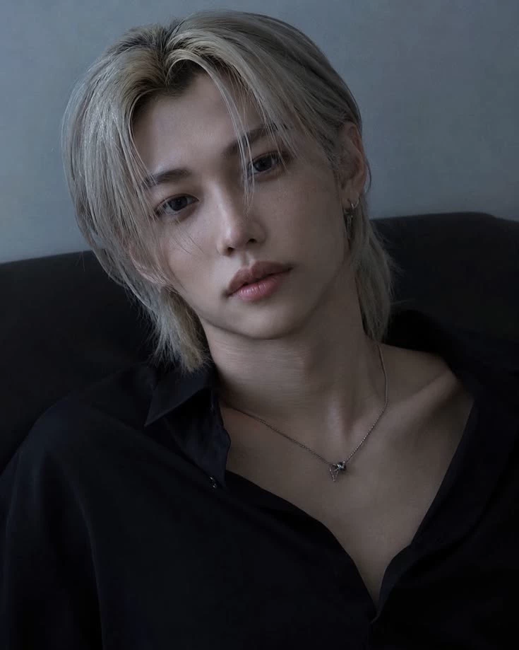 Lee felix .. thumbnail