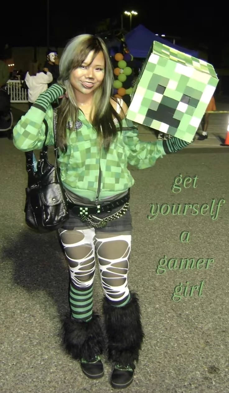 Angel (Gamer Girl) thumbnail