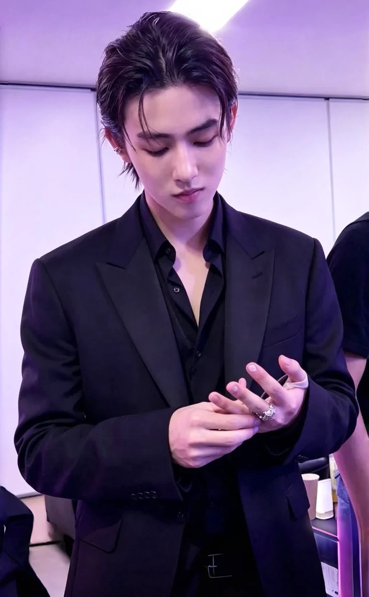 EOM SEONGHYOEN (sean) thumbnail