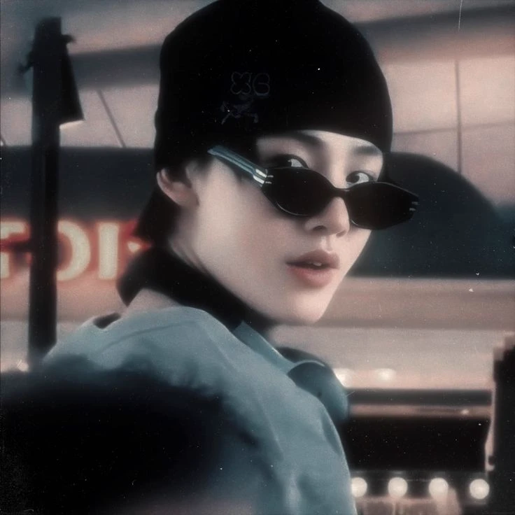 EOM SEONGHYEON thumbnail