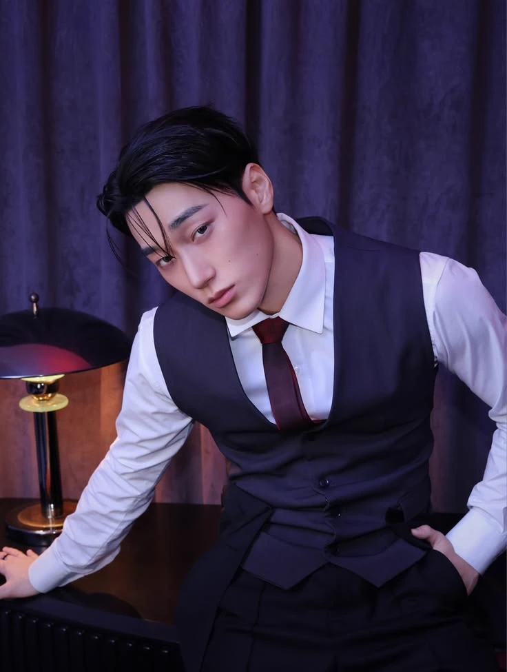 Choi San thumbnail