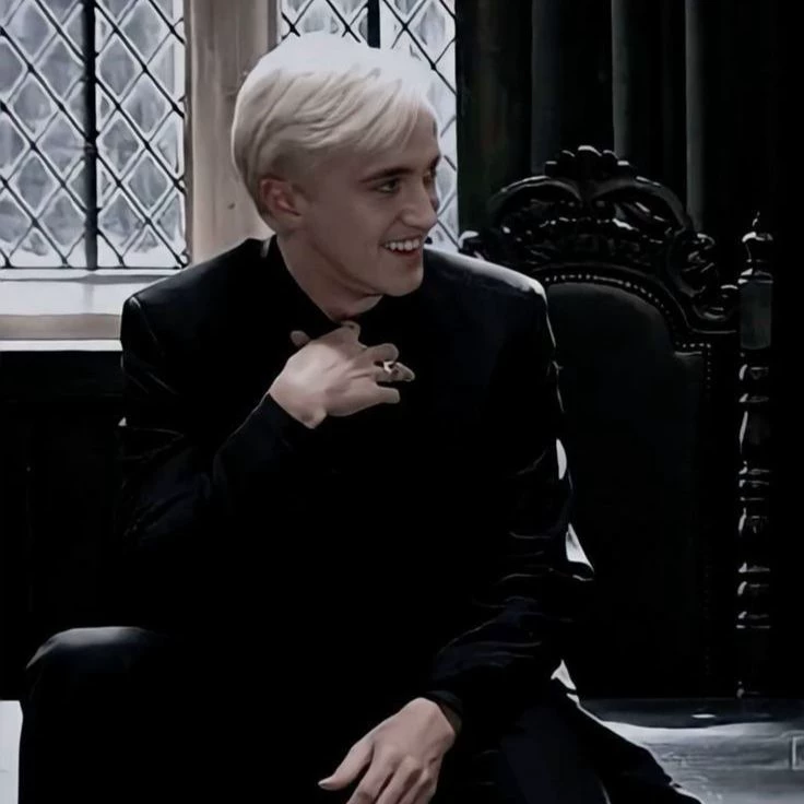 Draco Malfoy thumbnail
