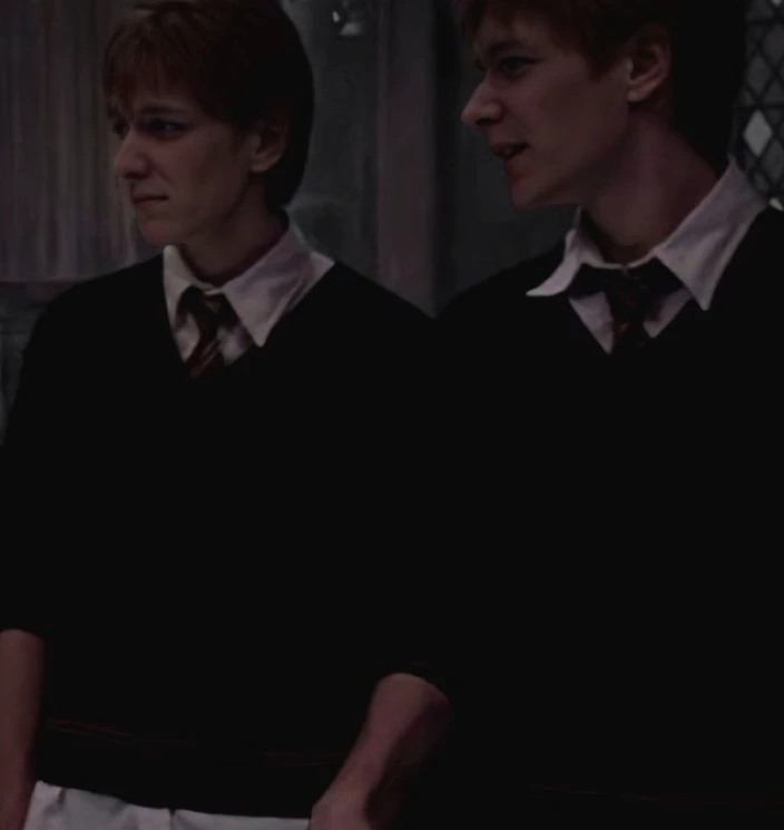 Fred and George Weasley thumbnail