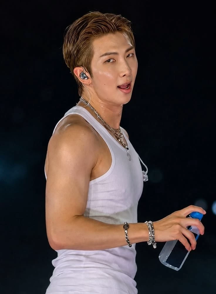 kim namjoon thumbnail