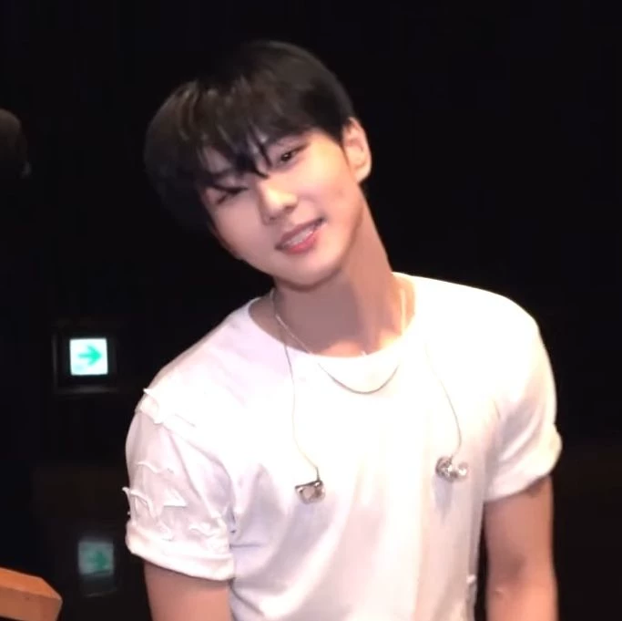 Jungwon thumbnail