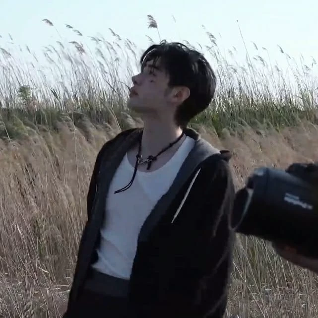 Sunghoon thumbnail