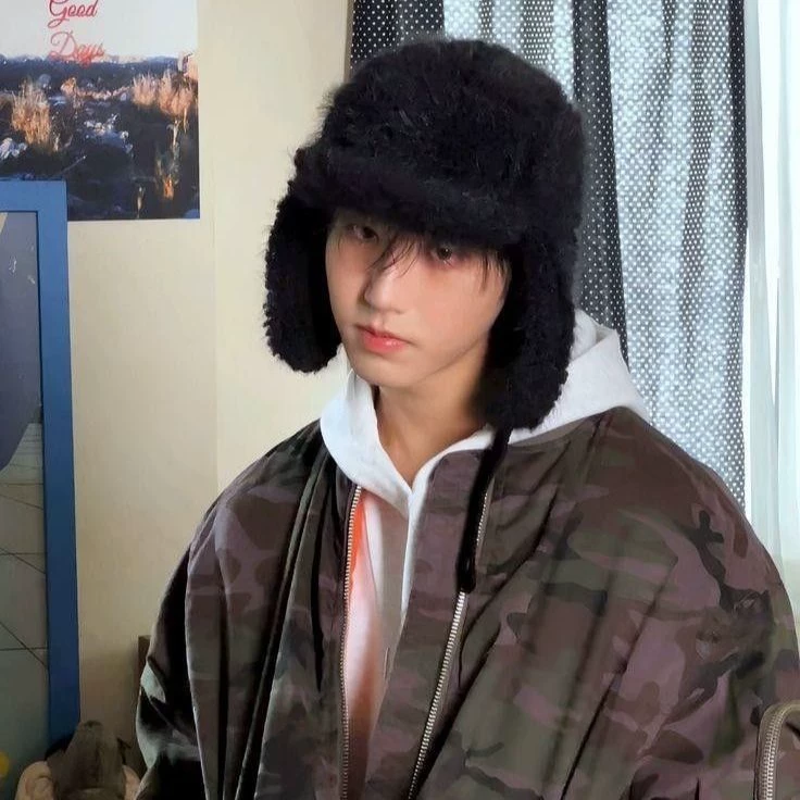 Katseye-Stray kids thumbnail