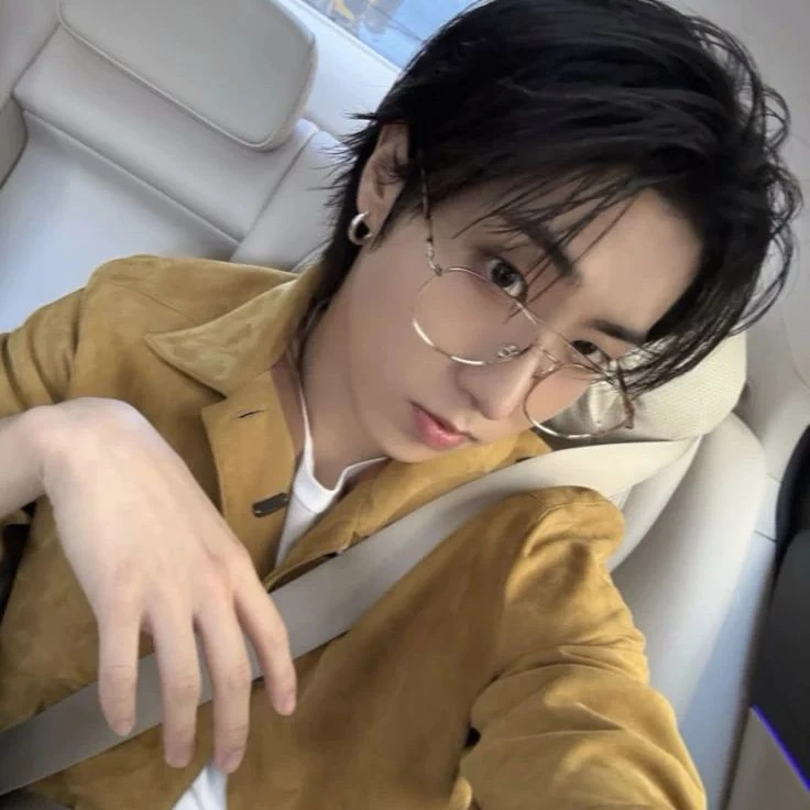 HAN JISUNG thumbnail