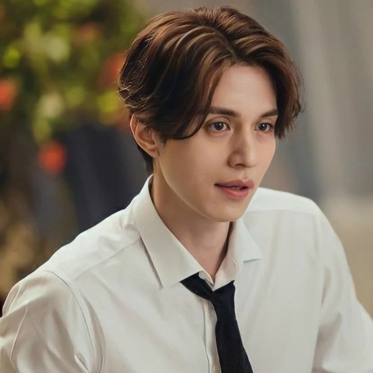 Lee Yeon (The Tale of the Nine Tails) thumbnail