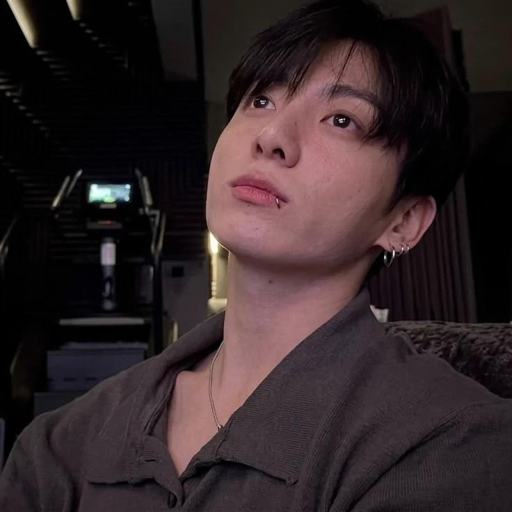 Jeon Jungkook thumbnail