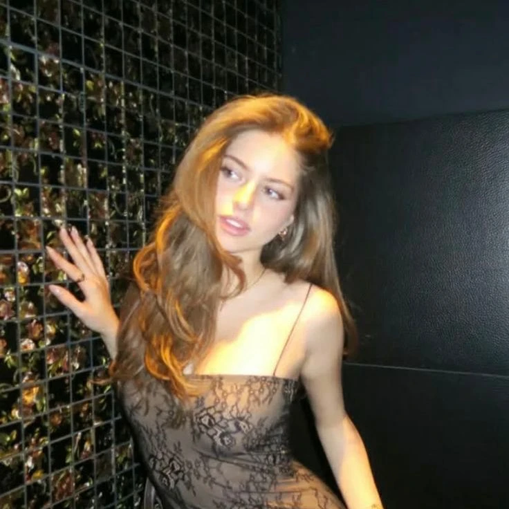 Aurora Dubois thumbnail
